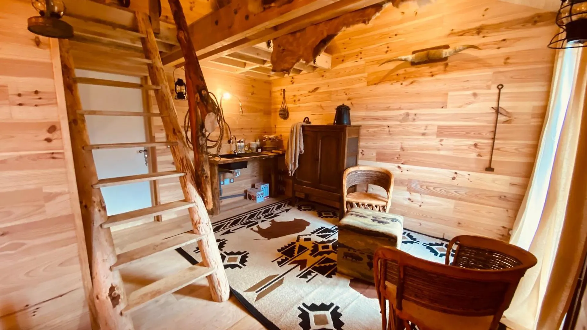 شقة Escapade Dans Un Ranch Le Sourn 0*,